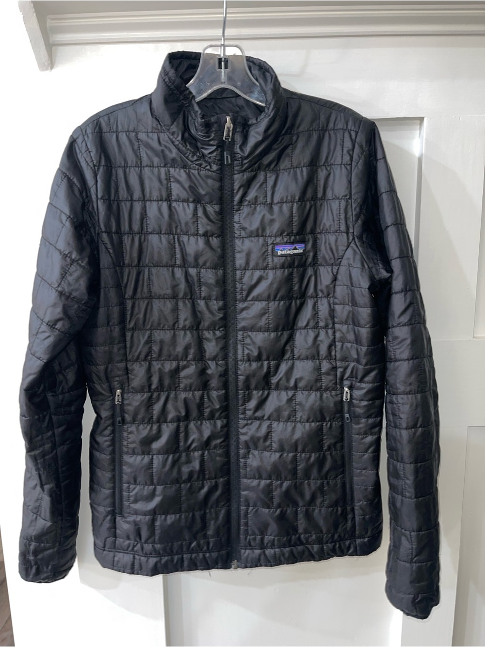 Patagonia Women's Medium Black Nano Puff Hooded Jacket Packable